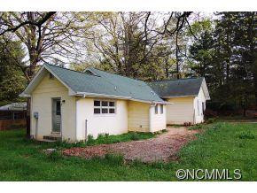 1717 Kanuga - Photo 3