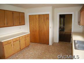 1717 Kanuga - Photo 10