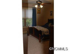 21 Carl Roberts Road - Photo 16