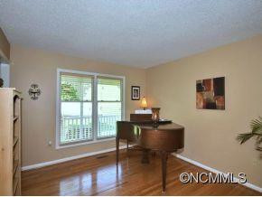 160 KEYSTONE DRIVE - Photo 8