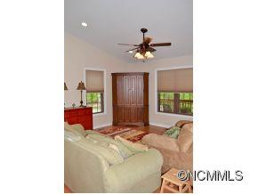 22 Coyote Drive - Photo 4
