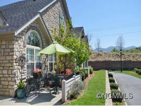 62 Mountain Meadow Circle - Photo 2