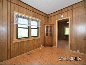 10 WEAVER STREET - Photo 4