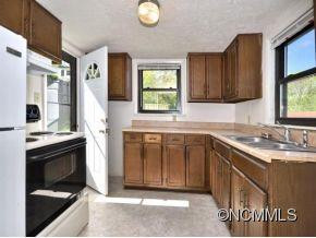 10 WEAVER STREET - Photo 7