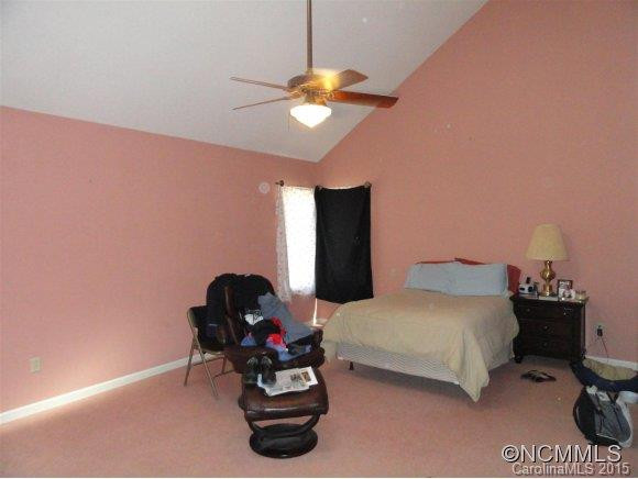 304 Hilt Street - Photo 18