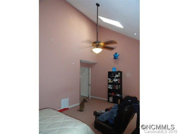 304 Hilt Street - Photo 19
