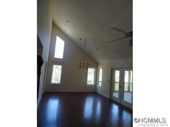 304 Hilt Street - Photo 8