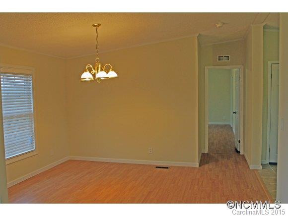 202 Lamonda Dr - Photo 12