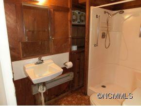  - Photo 5