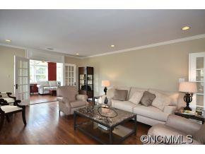 590 Windsor Road - Photo 4