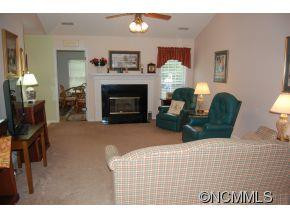 447 Glensprings Drive - Photo 2