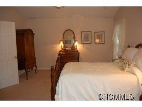 447 Glensprings Drive - Photo 12