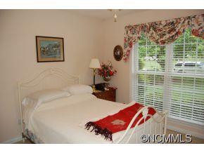 447 Glensprings Drive - Photo 14