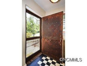 349 Vanderbilt Road - Photo 3