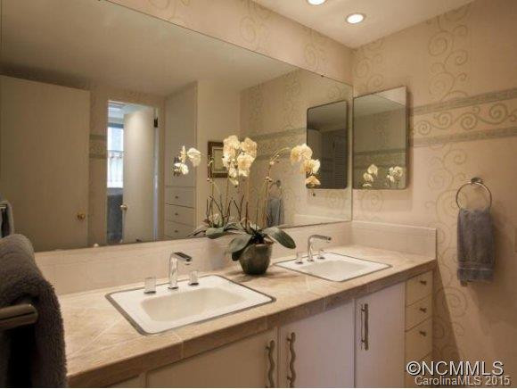 157 WINDSOR DRIVE - Photo 17