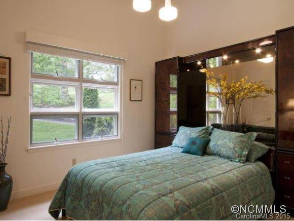 157 WINDSOR DRIVE - Photo 18