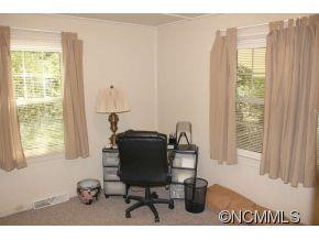 471 Kenilworth Road - Photo 10