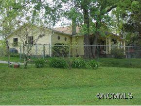 805 DAVIS CIRCLE - Photo 20