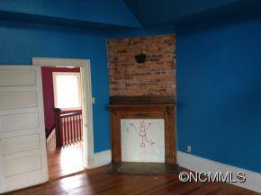 172 S French Broad Avenue - Photo 17