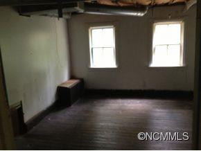 172 S French Broad Avenue - Photo 22