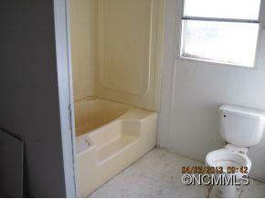 37 Bittersweet Drive - Photo 4