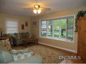 125 Castlerock Dr - Photo 13