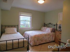 125 Castlerock Dr - Photo 6