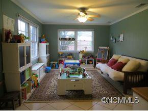125 Castlerock Dr - Photo 7