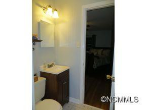125 Castlerock Dr - Photo 9