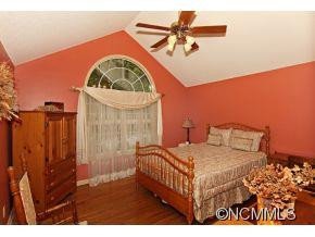 23 Red Maple Drive - Photo 11