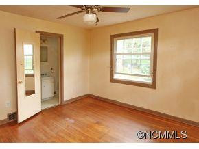 174 Hamer Ave. - Photo 12