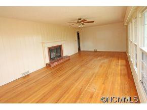 174 Hamer Ave. - Photo 7