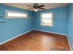 174 Hamer Ave. - Photo 10
