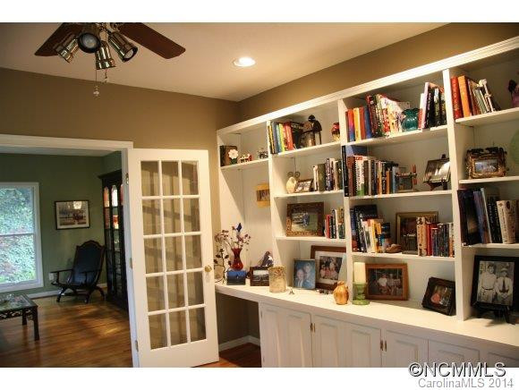 83 Overcrest Circle - Photo 13