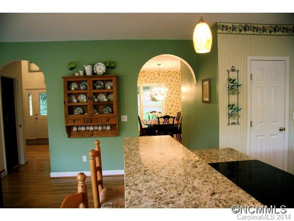 83 Overcrest Circle - Photo 14