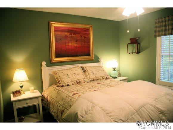 83 Overcrest Circle - Photo 17