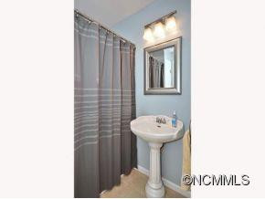 40 CAROLINA HEIGHTS - Photo 12