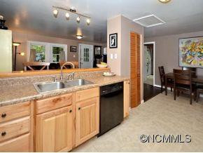 40 CAROLINA HEIGHTS - Photo 3