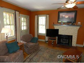 9 Laurel Ave. - Photo 2