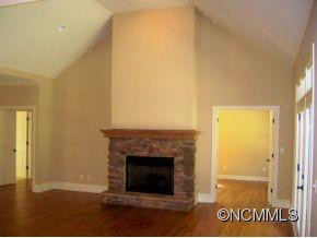 27 Meadowood - Photo 2