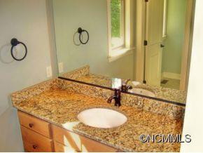 27 Meadowood - Photo 14