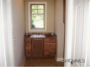 27 Meadowood - Photo 15