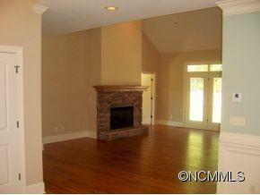 27 Meadowood - Photo 4