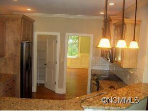 27 Meadowood - Photo 7