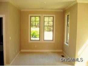27 Meadowood - Photo 10
