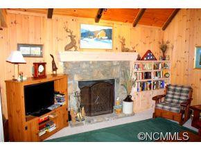 521 Spring Valley Drive - Photo 3