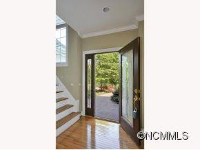 34 Tiverton Lane - Photo 4