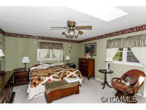 84 Samara Drive - Photo 14
