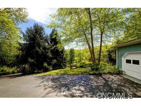 84 Samara Drive - Photo 3