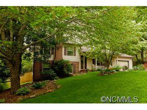 156 Castlerock Drive - Photo 2